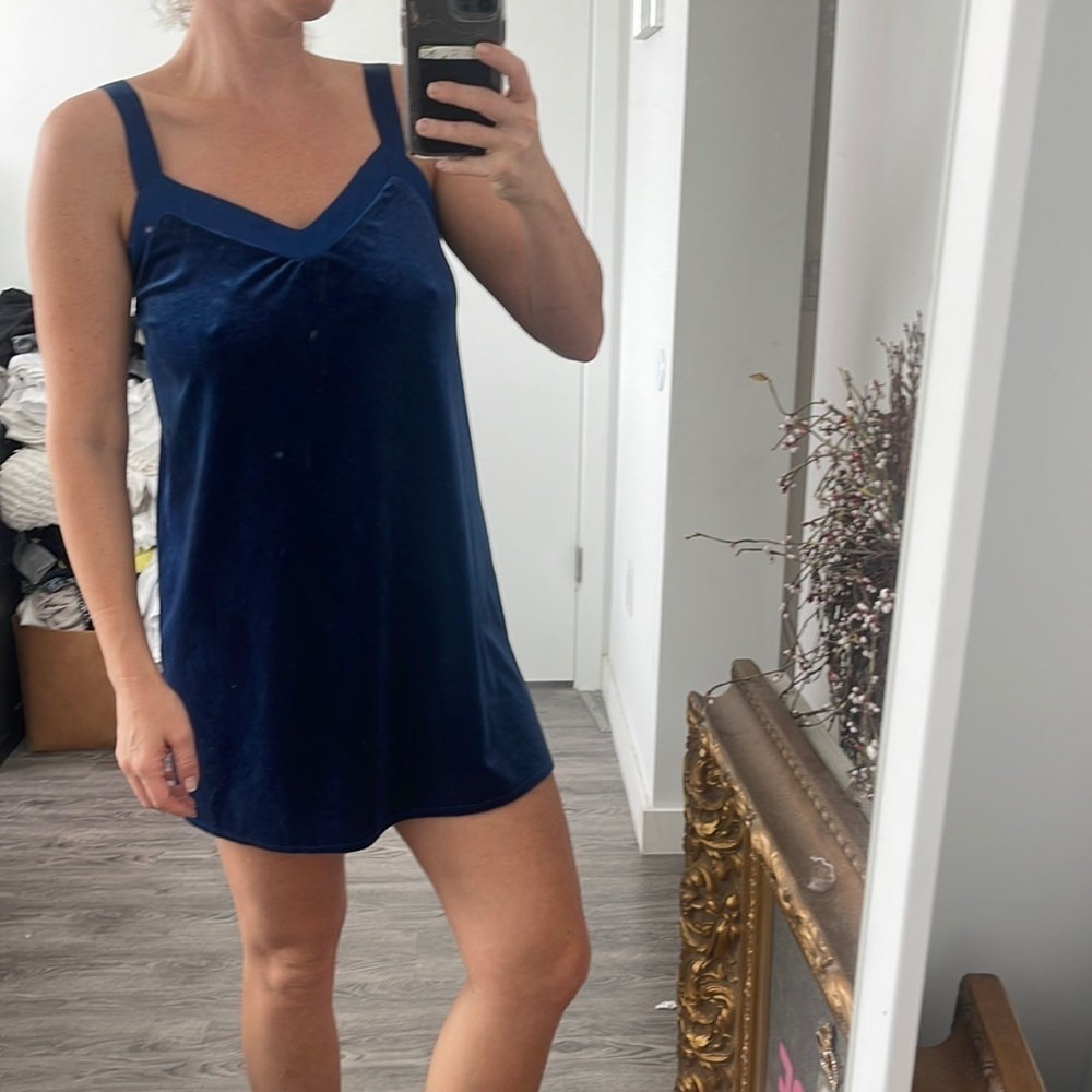 Flora velvet slip